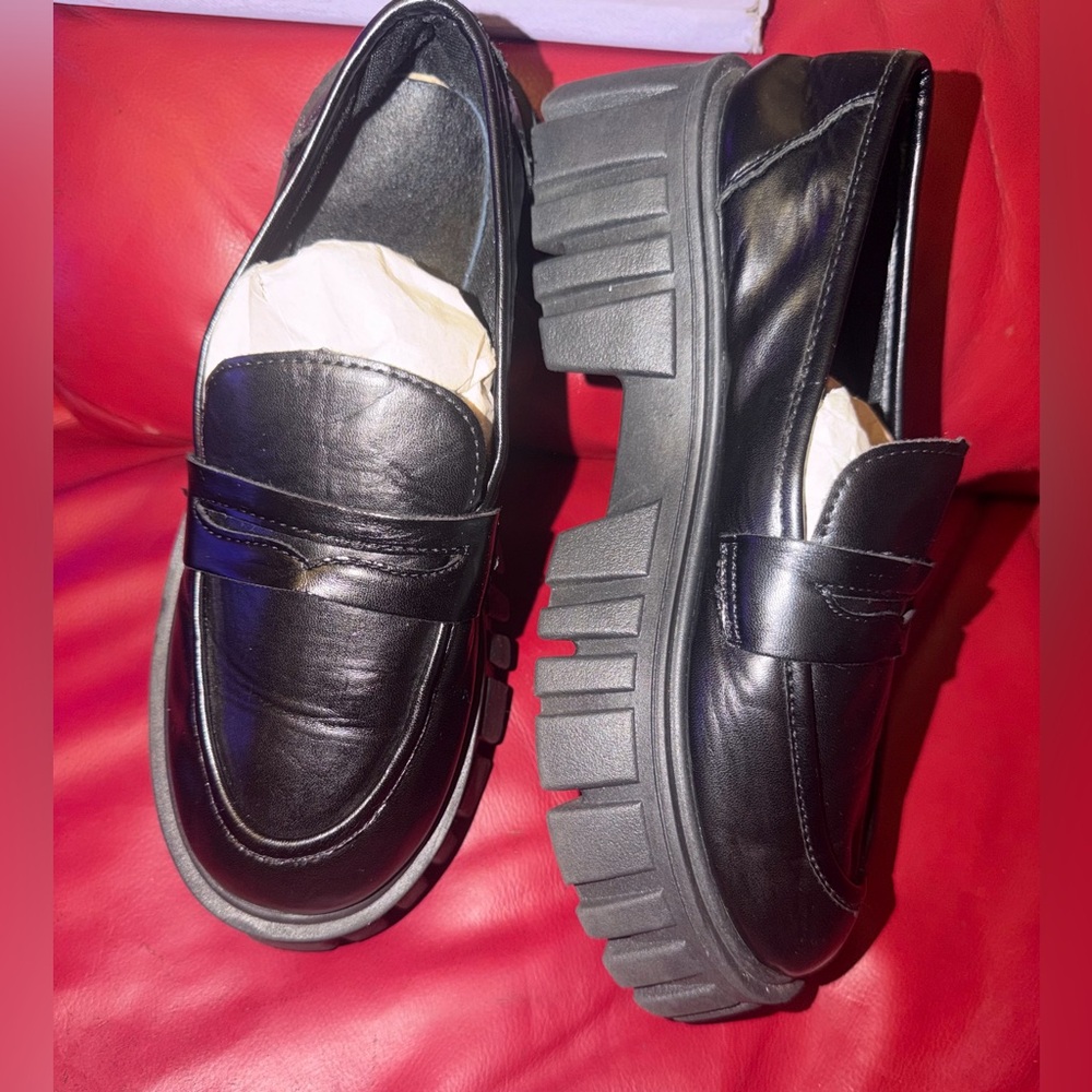 Black chunky loafers